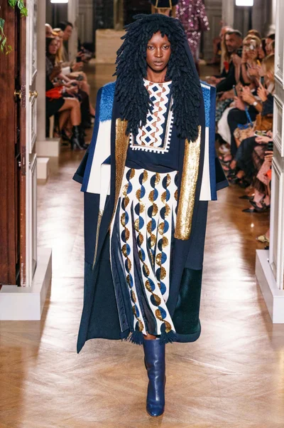 Look 19